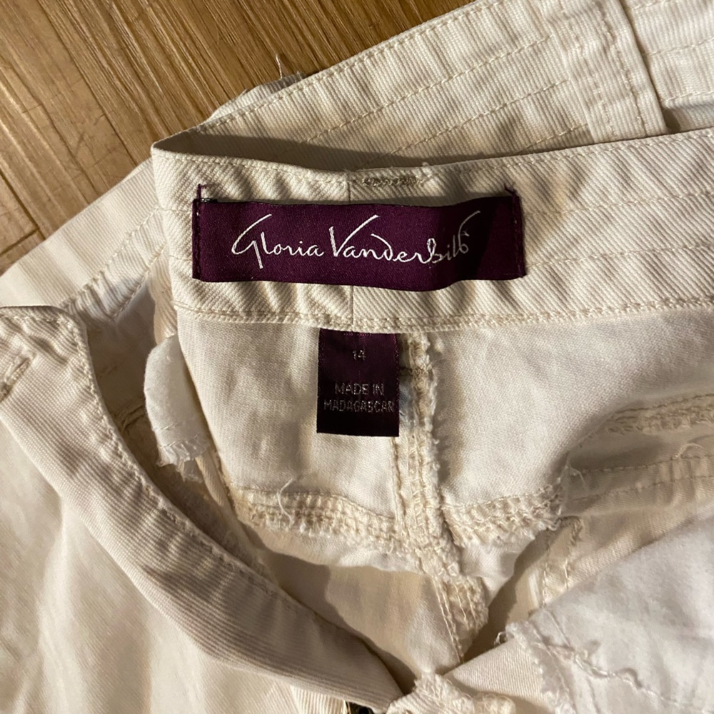 White capris
